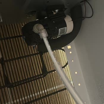 Bosch Su Sebili Pompa Sızdırıyor, Ücretsiz Tamir Veya Değişim Talebi