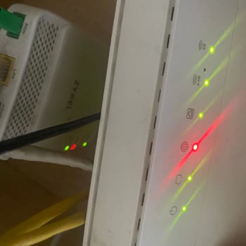 Sürekli İnternet Kesintisi Ve Yetersiz Müşteri Desteği