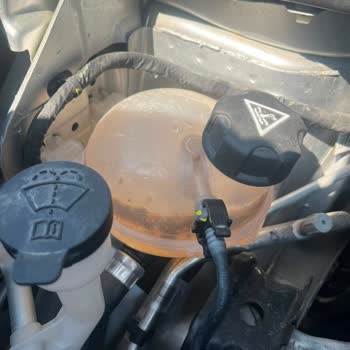 Motor Kodlama Beyni Arızası Tekrarlıyor, Antifriz Bidonu Değiştirilmemiş