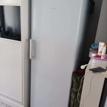 Uğur Derin Dondurucuda Sürekli Buzlanma Ve Su Damlatma Şikayeti