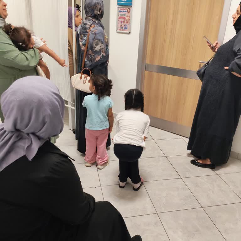 Gebeler İçin NST Ve Çocuk İzlem Alanının Ayrılması