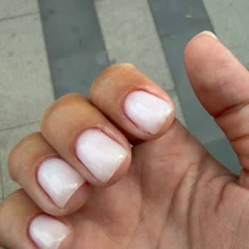 Emsal Doğan’da 1200 TL’lik Tırnak İşlemi Sonrası Memnuniyetsizlik Ve İade Talebi