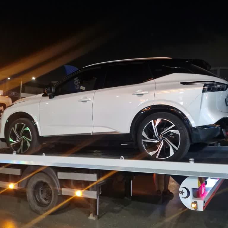 Sıfır Nissan Qashqai'de Vites Sorunu Yolda Bırakıyor Ve Çözüm Bekliyorum