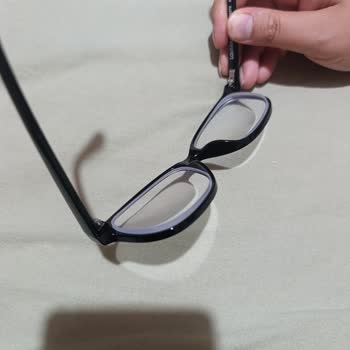 Atasun Optik'te Yanlış İnceltilmiş Gözlük Camları Ve Özensiz İşçilik