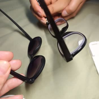 Atasun Optik'te Yanlış İnceltilmiş Gözlük Camları Ve Özensiz İşçilik