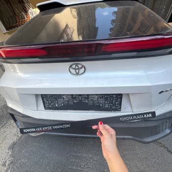 Toyota Servisinde İzin Alınmadan Plakalık Değiştirilmesi Ve Hatalı Montaj Nedeniyle Mağduriyet