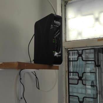 Kablo Net Benim Bağlantımı Kesip Komşuya İnternet Verdi