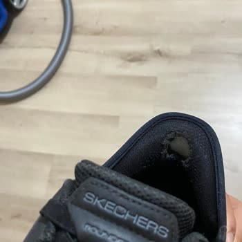 Skechers Ayakkabısında Üretim Hatası İddiası Reddedildi, Değişim Ve İade Talep Ediyorum
