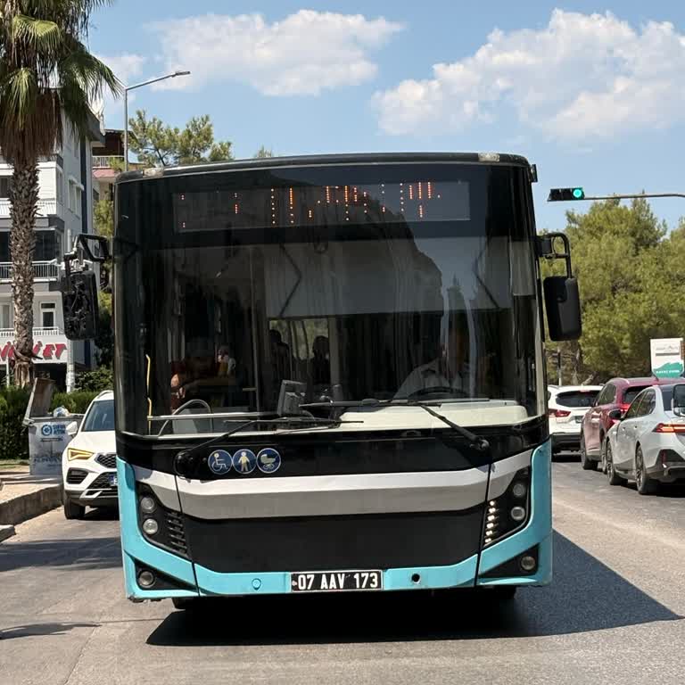 Antalya Belediyesi Otobüs Şoförünün Tehdit Ve Küfürlü Davranışı