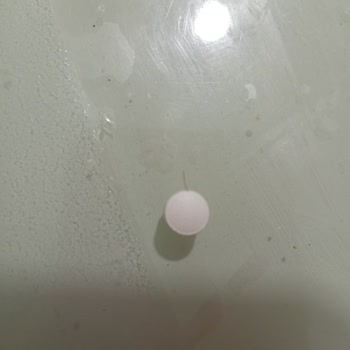 Nutraxin Selenyum Tabletinde Kıl Görüldü, İade İstiyorum