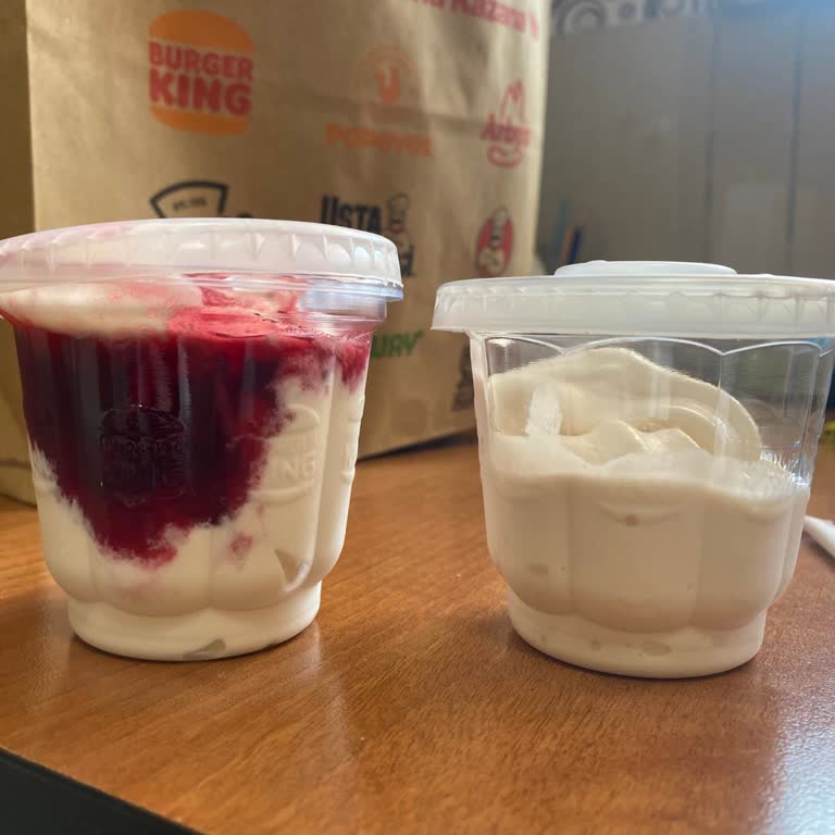 Afyon’daki Burger King Şubesinde Dondurma Kabı Eksik Dolu