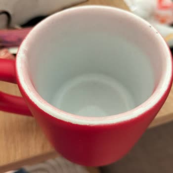 Çiçek Sepeti Aşınmış ve Yanlış Ürünler, Cevapsız Müşteri Hizmeti ve İade Talebi