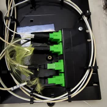 TurkNet'ten Sürekli İnternet Kesintileri Ve Komşu Hizmetlerini Keserek Port Değiştirme