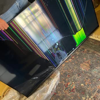 Hasarlı Televizyon İadesi Uzun Süre Bekliyor Ve Açıklama Talep Ediyor