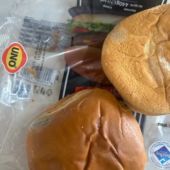 UNO Hamburger Ekmeği Küflü, Sağlık Riski Ve İade Talebi