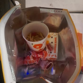 Burger King Pendorya Şubesinde Eksik Ve Bozulmuş Sipariş, Ücret İadesi Talebi