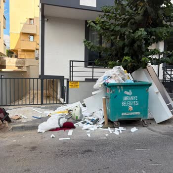 Ümraniye'de Çöp Konteyneri Dolu Taşıyor, Sağlık Ve Çevre Sorunları Artıyor