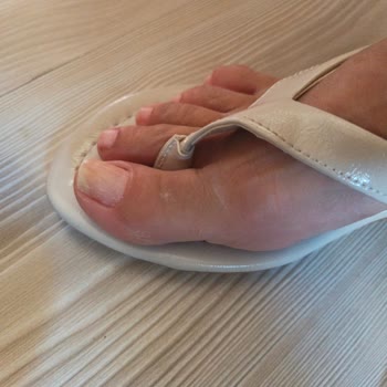 İlanla Uyuşmayan Etiketsiz Terlikler, Tam Ücret İadesi Talebi