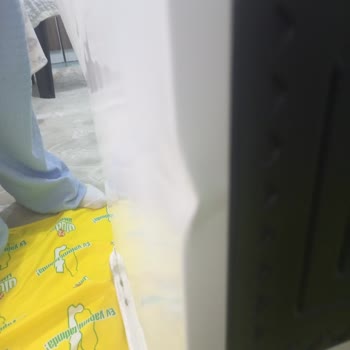 Midea Mini Buzdolabı Hasarlı Teslim Edildi, Kargo Reddi Ediyor, Tam İade Talebi