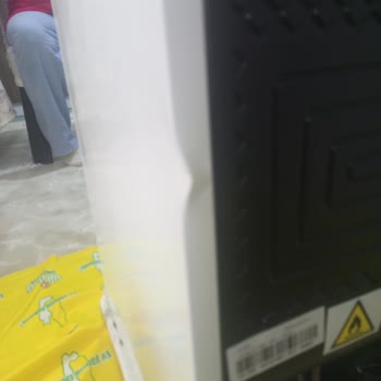 Midea Mini Buzdolabı Hasarlı Teslim Edildi, Kargo Reddi Ediyor, Tam İade Talebi