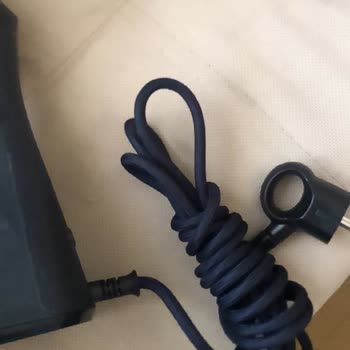 İlk Kullanımda Buhar Vermeyen Ütü Ve Yetersiz Müşteri Desteği