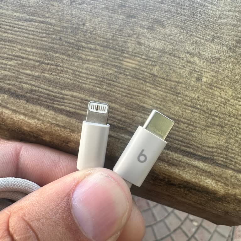 Apple Servisi Kablo Arızasını Kullanıcı Hatası Olarak Saptayıp Müşteriyi Mağdur Etti