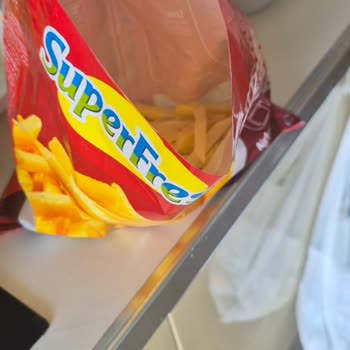 Superfresh Dilimlenmiş Patates Kızartması Ürününde Çürük Patates Ve Çocuk Sağlığı Riski