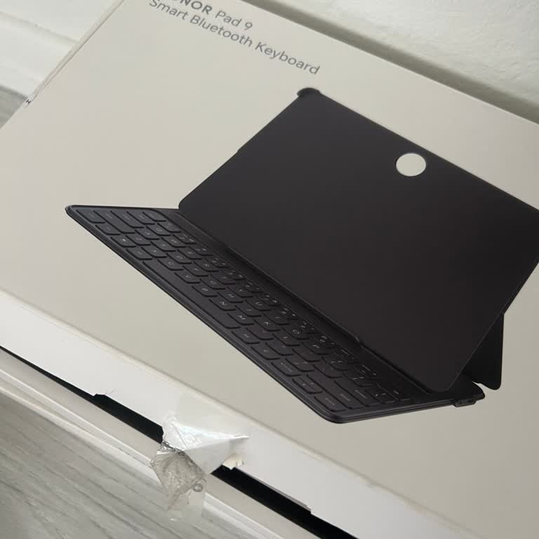 Orijinal Servis İddiasıyla Tamir Edilmeyen Tablet Ve Eksik Ürünler İçin Yüksek Kargo Ücreti Talebi