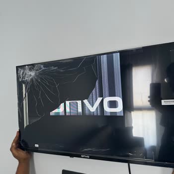 Onvo 32 İnç Televizyonda Kırık Ekran Ve İade Reddi