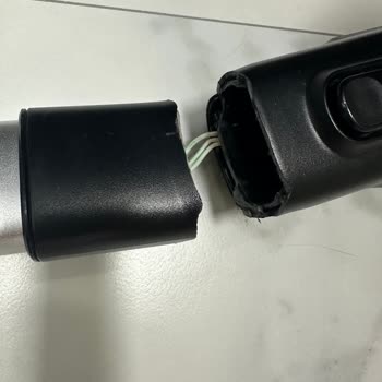 Plastik Gövde Kırıldı Ve Kablolar Açığa Çıktı: Üretim Hatası İddiası Ve Garanti Onarım Talebi