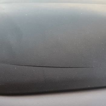 Fiat Linea'da Göğüs Çatlağı İçin Ücretsiz Tamir Talebi