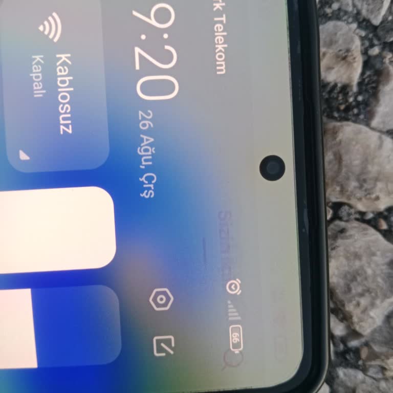 Karaören Mahallesinde Uzun Süredir Çözülmeyen Turkcell Çekim Sorunu Ve Baz İstasyonu Talebi
