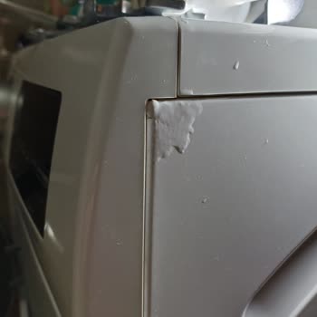 Profilo Çamaşır Makinesinde Yaygın Paslanma Ve Boya Kabarması