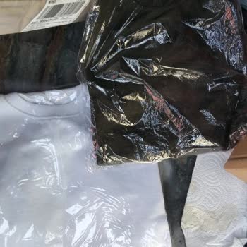 Modacınız Facebook Sayfası Yanıltıcı Gömlek Siparişi ve T-shirt Teslimatı