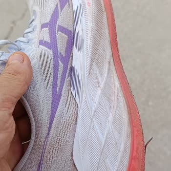 N11 Üzerinden Satın Alınan Asics Ayakkabının Kısa Sürede Taban Yıpranması Ve Satıcı Cevapsızlığı