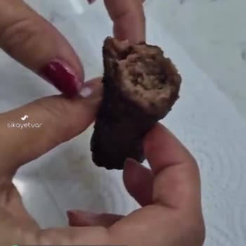 Carrefour SA Kasaptan Alınan Köfteden Çıkan Eldiven Parçası!