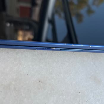 Samsung Z Fold 7 Kasa Boya Dökülmesi Ve Soyulması Üzerine Ayıplı Ürün Şikayeti