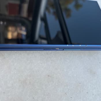 Samsung Z Fold 7 Kasa Boya Dökülmesi Ve Soyulması Üzerine Ayıplı Ürün Şikayeti