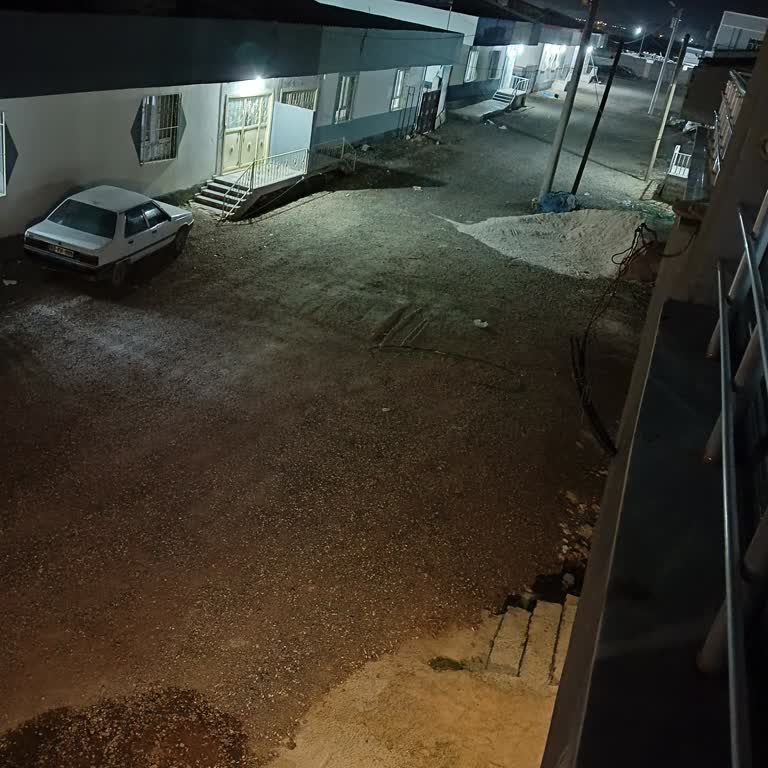 Hürriyet Mahallesi'nde Çöp Kovası Eksikliği Ve Hijyen Endişesi