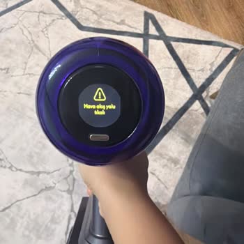 Dyson Kablosuz Süpürge Hava Akış Yolu Tıkanması Nedeniyle Sürekli Kapanıyor