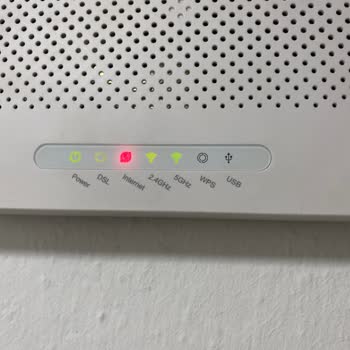 Sürekli Kesilen Ve Yavaşlayan İnternet, Yüksek Fatura Ve Cevapsız Müşteri Hizmeti