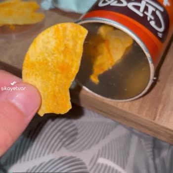 Cipso Tube Hot Spicy Cips İçerisinden Çıkan Yabancı Tüy-Kıl