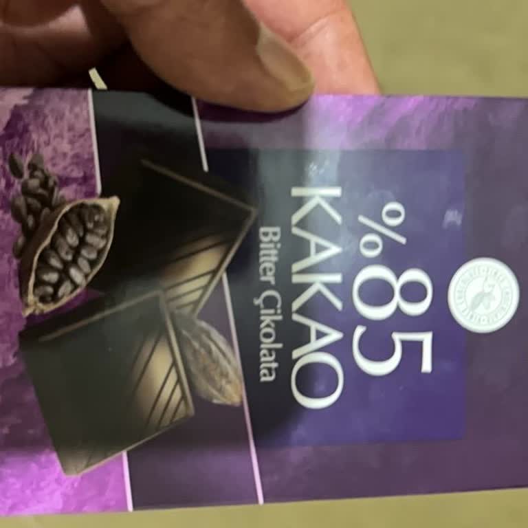 Vince %85 Kakaolu Bitter Çikolata Tadında Büyük Hayal Kırıklığı