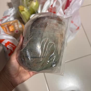Migros'tan Küflü Ekmek Gönderimi: Kontrol Eksikliği Ve İade Talebi