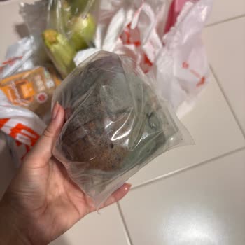 Migros'tan Küflü Ekmek Gönderimi: Kontrol Eksikliği Ve İade Talebi