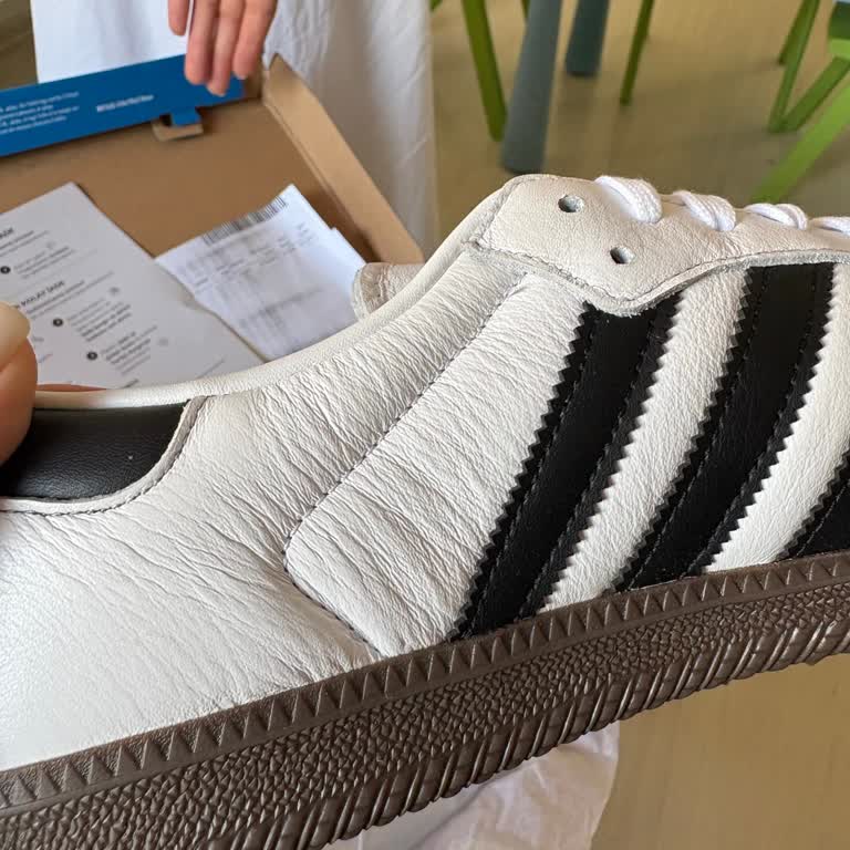 SuperStep'ten Aldığım İndirimli Adidas Ayakkabı Defolu Çıktı, Değişim Reddedildi