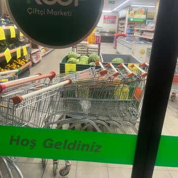 Mağaza Resmi Kapanış Saatinden Önce Kapandı Ve Satış Reddi