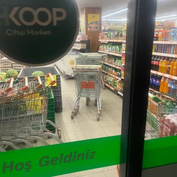 Mağaza Resmi Kapanış Saatinden Önce Kapandı Ve Satış Reddi
