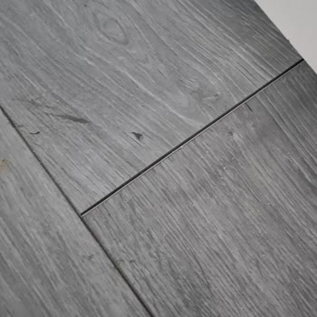 Ayıplı Daire Teslimi Boşluklu Parkeler Sabit Olmayan Klozet Ve Eksik Su Ve Gaz