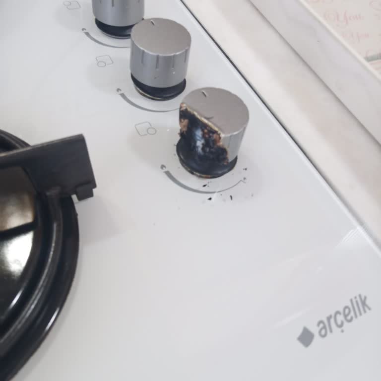 Arçelik Ankastre Ocağında Gaz Düğmesi Alevle Temas Ediyor Güvenlik Riski